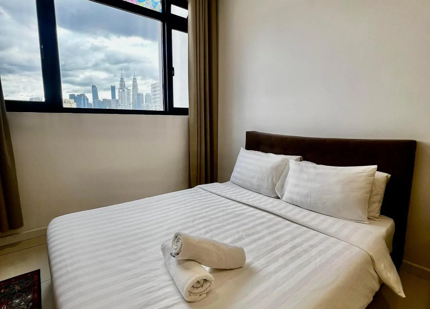 Apartment Chamber Residence Kl By Sleepy Owl Suites Kuala Lumpur